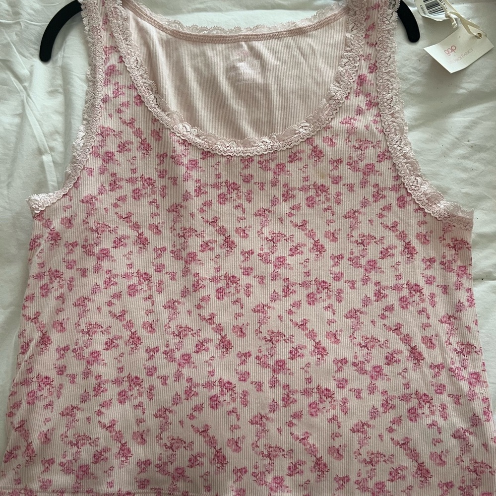 Gap × LoveShackFancy Modern Micro Floral
Tank Top  Pink Floral Size XL